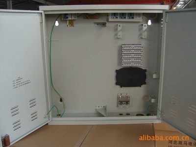 厂家直销优质网箱与网络多媒体箱——任丘市恒威通信设备供应